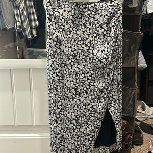Abercrombie and fitch midi skirt